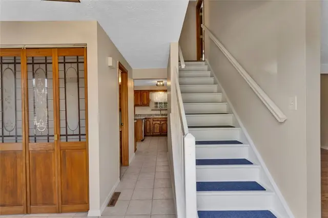 529 Greenspire Ct gallery image 29