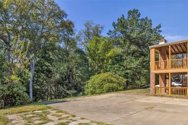 529 Greenspire Ct gallery image 30