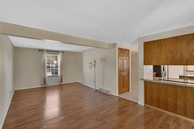 529 Greenspire Ct gallery image 41