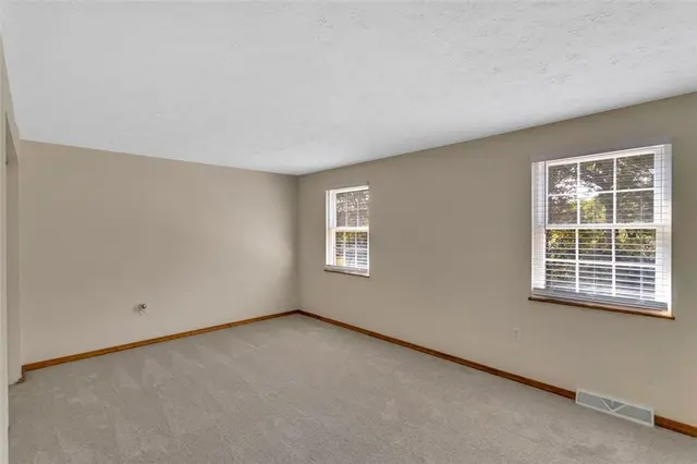 529 Greenspire Ct gallery image 44