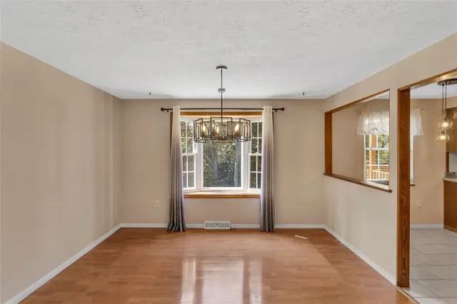 529 Greenspire Ct gallery image 46
