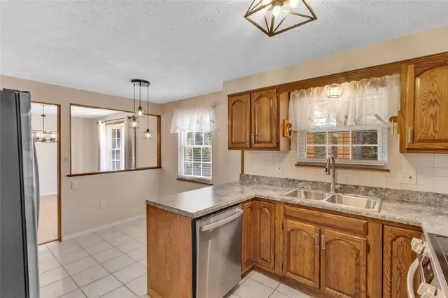 529 Greenspire Ct gallery image 50