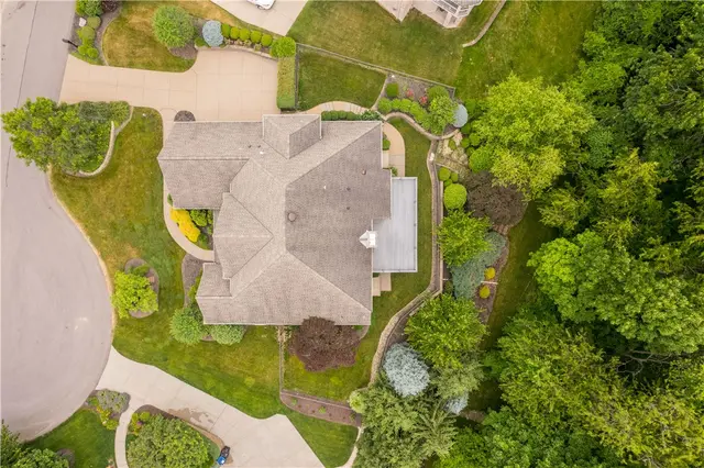 531 Laurel Oak Dr gallery image 24
