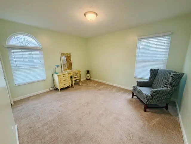 531 Yorktown Dr gallery image 13