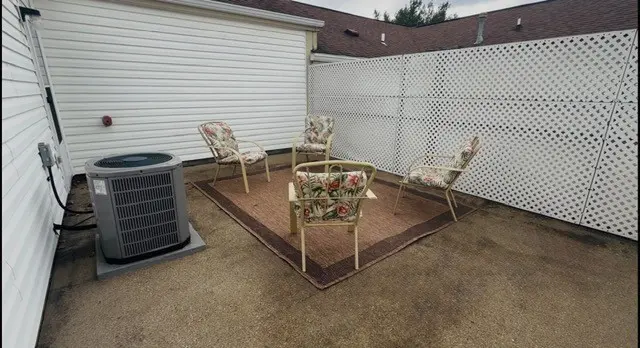 531 Yorktown Dr gallery image 15