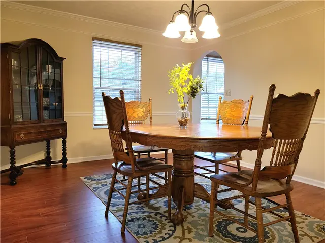 532 Grandshire Drive gallery image 14