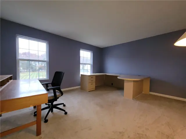 532 Grandshire Drive gallery image 21