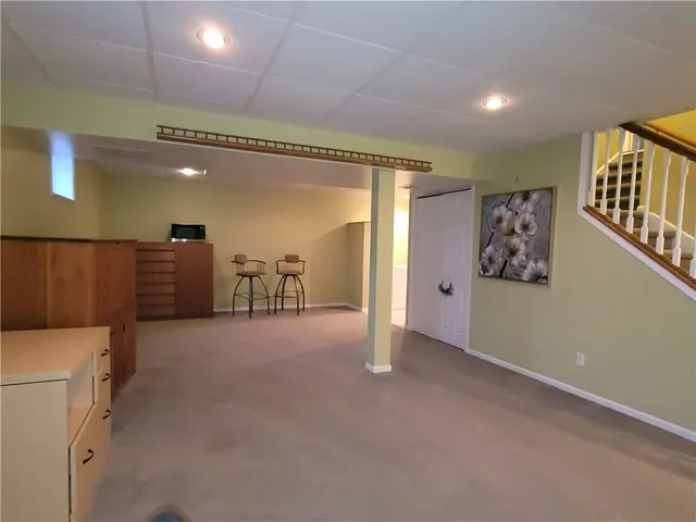 532 Grandshire Drive gallery image 25