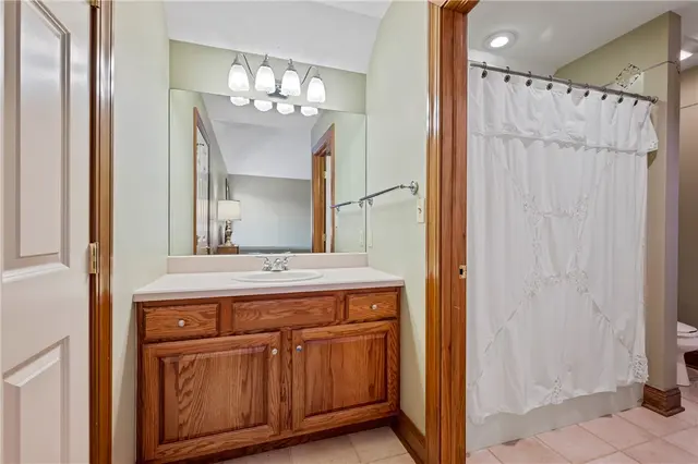 532 Salem Heights Dr gallery image 6