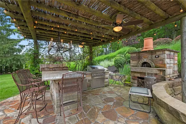 532 Salem Heights Dr gallery image 37