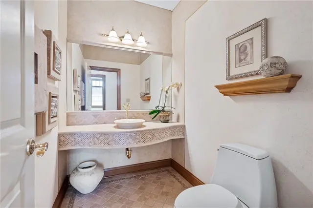 532 Salem Heights Dr gallery image 49