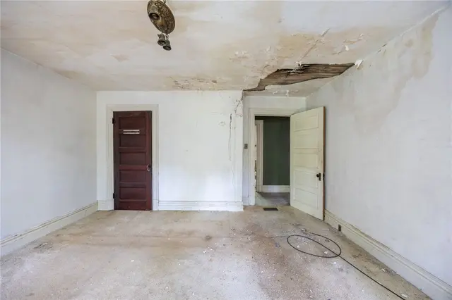 533 Sycamore Rd gallery image 4