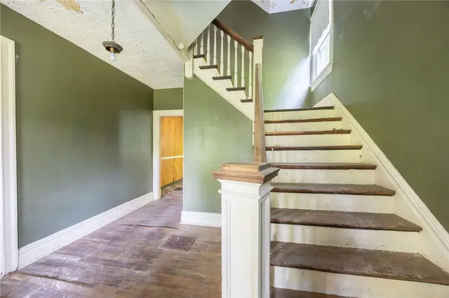 533 Sycamore Rd gallery image 8