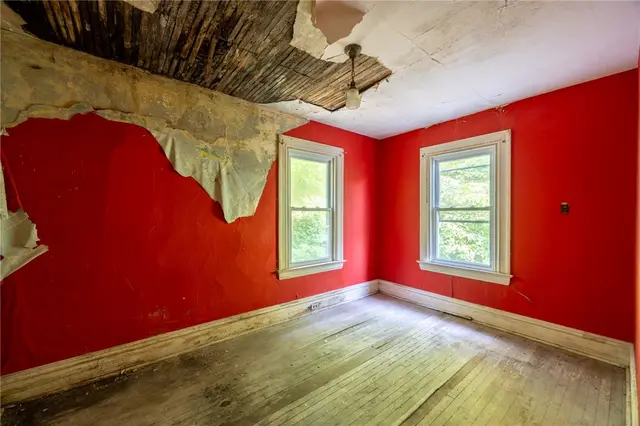 533 Sycamore Rd gallery image 18