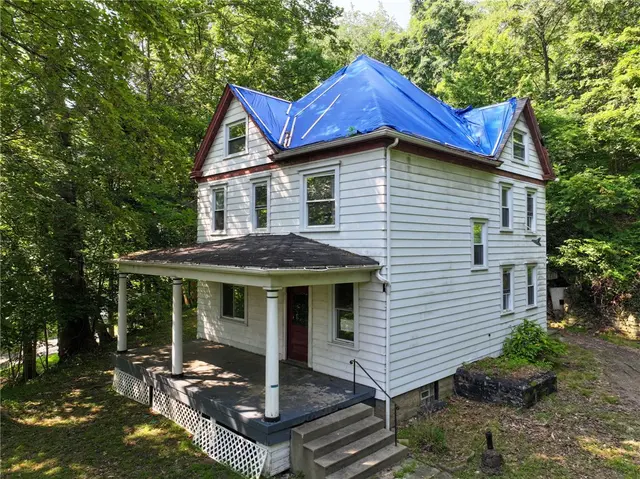 533 Sycamore Rd gallery image 22