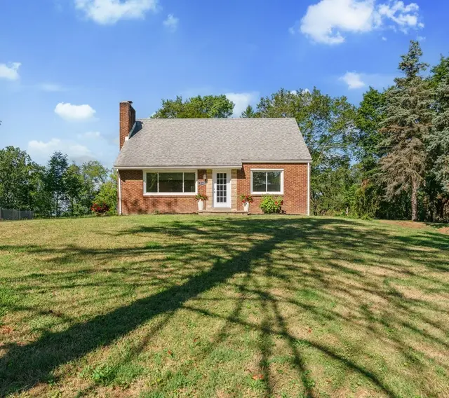 5340 Georgiann Dr gallery image 16