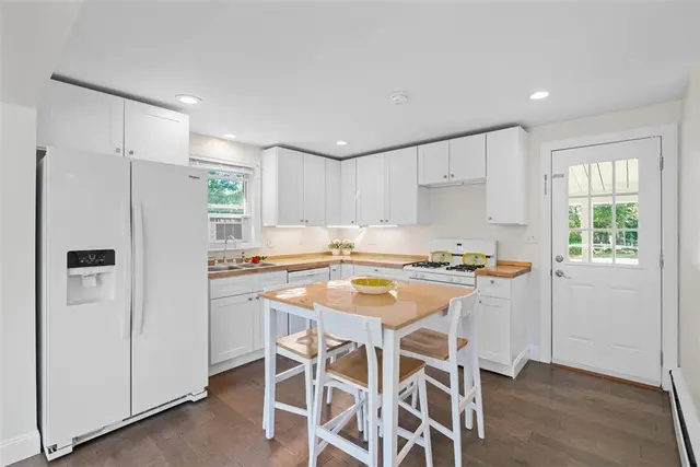 5340 Georgiann Dr gallery image 17