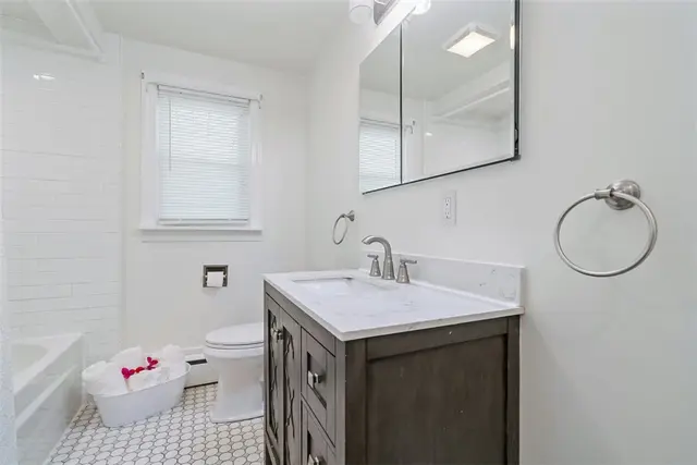 5340 Georgiann Dr gallery image 20
