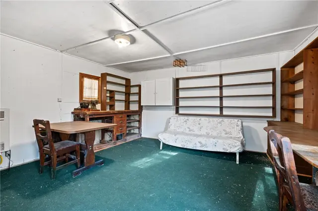 5341 Richland Rd gallery image 18