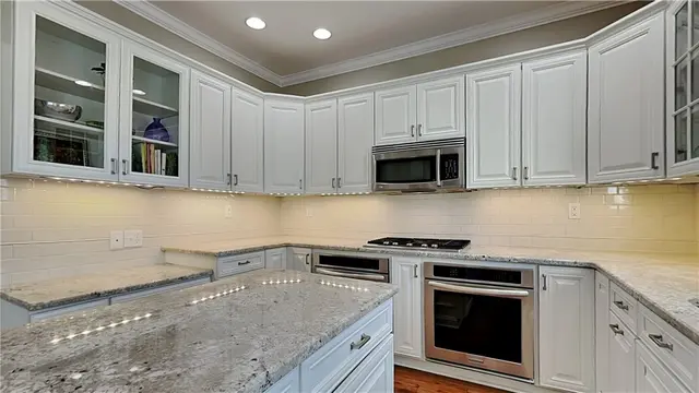 535 Dorchester Dr. gallery image 4
