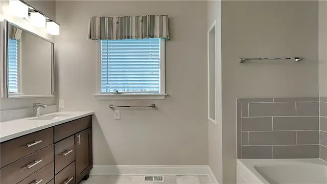 535 Dorchester Dr. gallery image 8