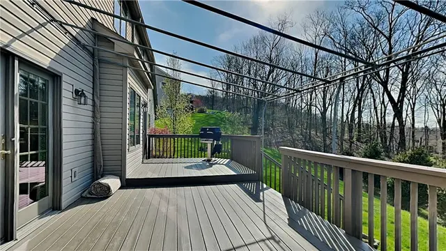 535 Dorchester Dr. gallery image 13