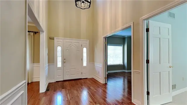 535 Dorchester Dr. gallery image 20