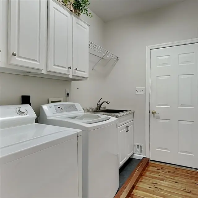 535 Dorchester Dr. gallery image 30