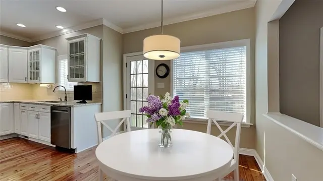 535 Dorchester Dr. gallery image 44