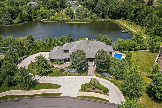 535 Macleod Drive