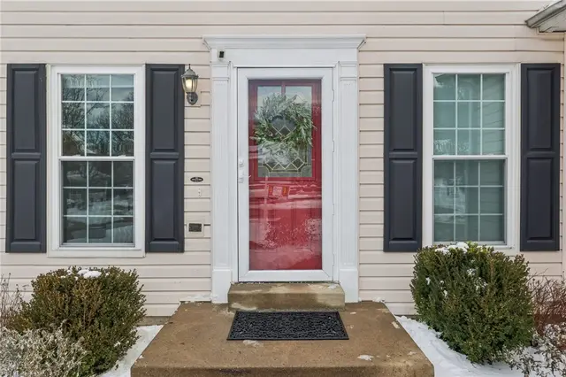 535 Pine Bluff Dr gallery image 2