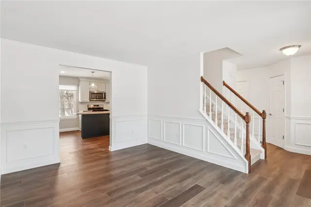535 Pine Bluff Dr gallery image 6