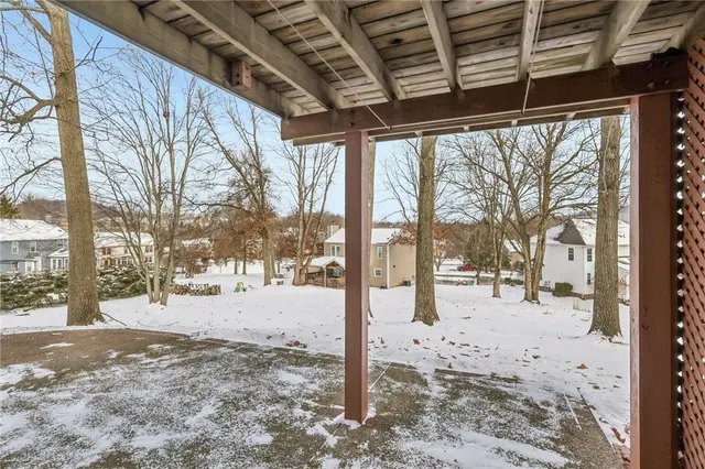 535 Pine Bluff Dr gallery image 46