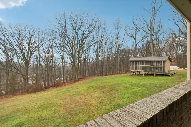 5374 Hardt Rd gallery image 11