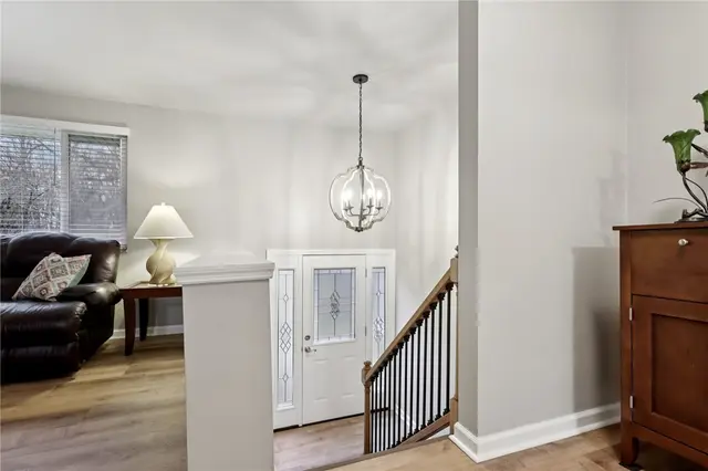 5374 Hardt Rd gallery image 16