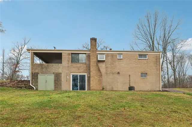 5374 Hardt Rd gallery image 42