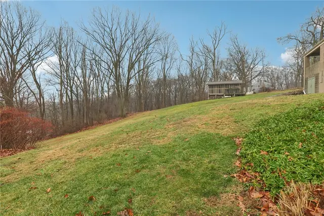 5374 Hardt Rd gallery image 45