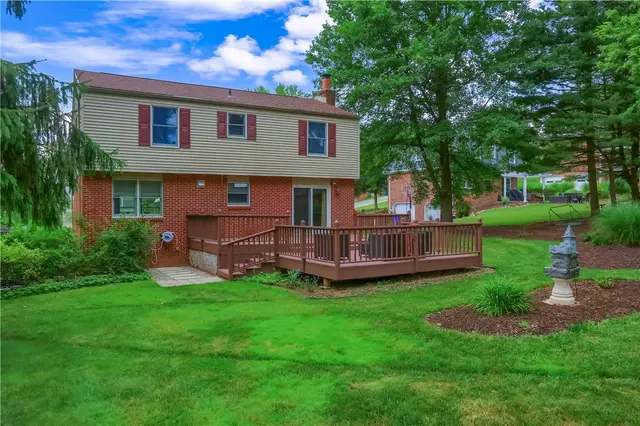 5389 Peach Dr gallery image 17
