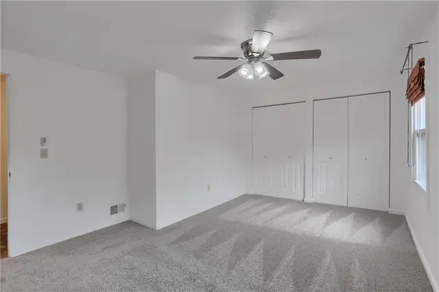 5389 Peach Dr gallery image 41