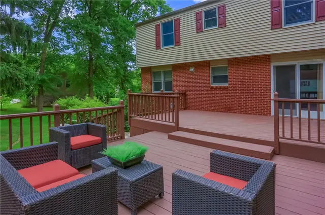 5389 Peach Dr gallery image 42