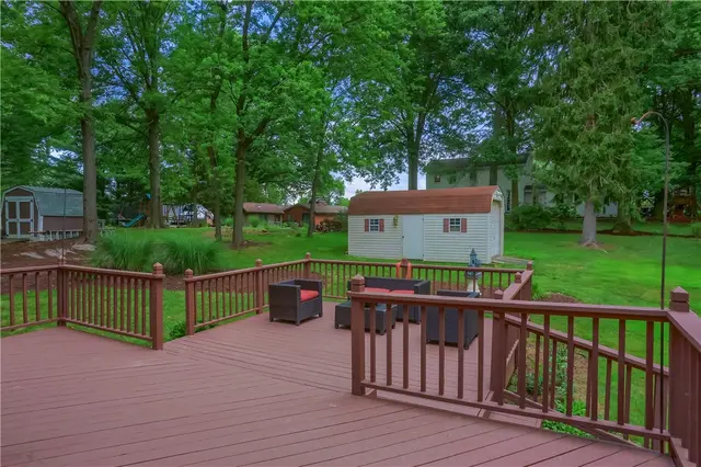 5389 Peach Dr gallery image 44