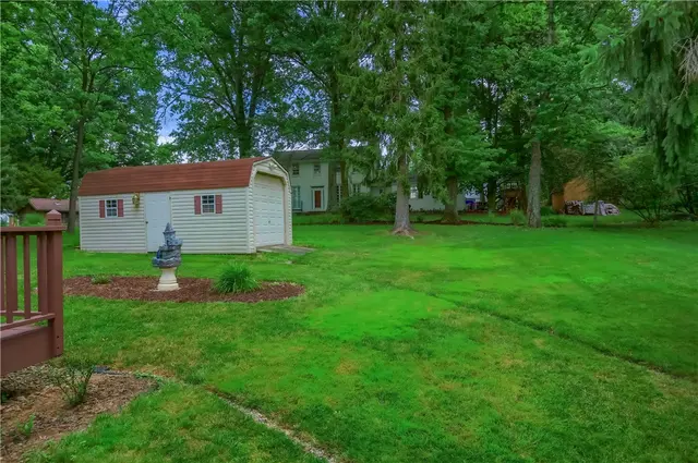 5389 Peach Dr gallery image 46