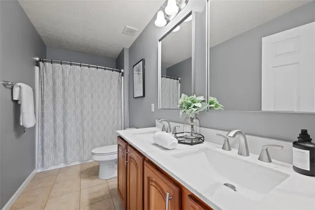 539 Madison Drive gallery image 6