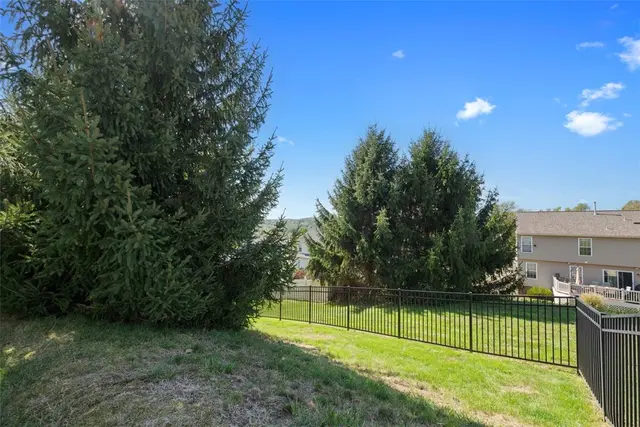 539 Madison Drive gallery image 11