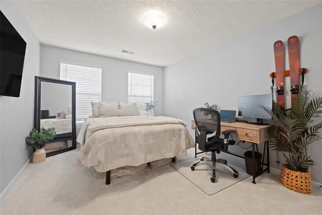 539 Madison Drive gallery image 28