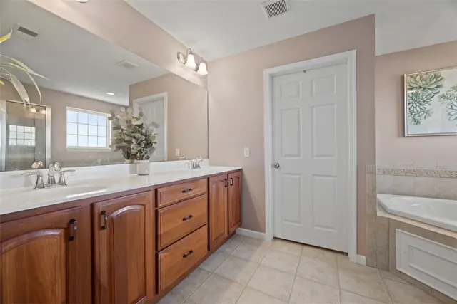 539 Madison Drive gallery image 33