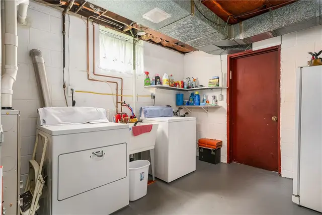 5403 Hardt Rd gallery image 8