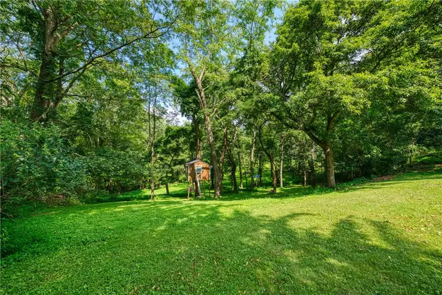 5403 Hardt Rd gallery image 13