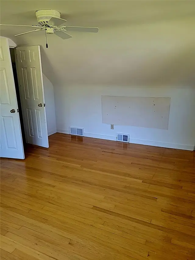 5418 Hamilton Rd gallery image 22