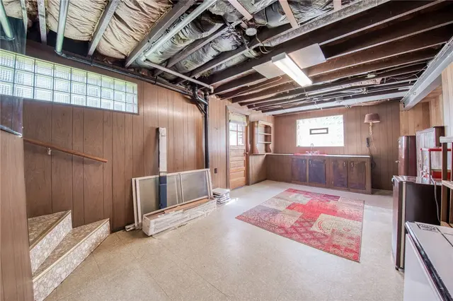 5422 Beechnut Dr gallery image 8